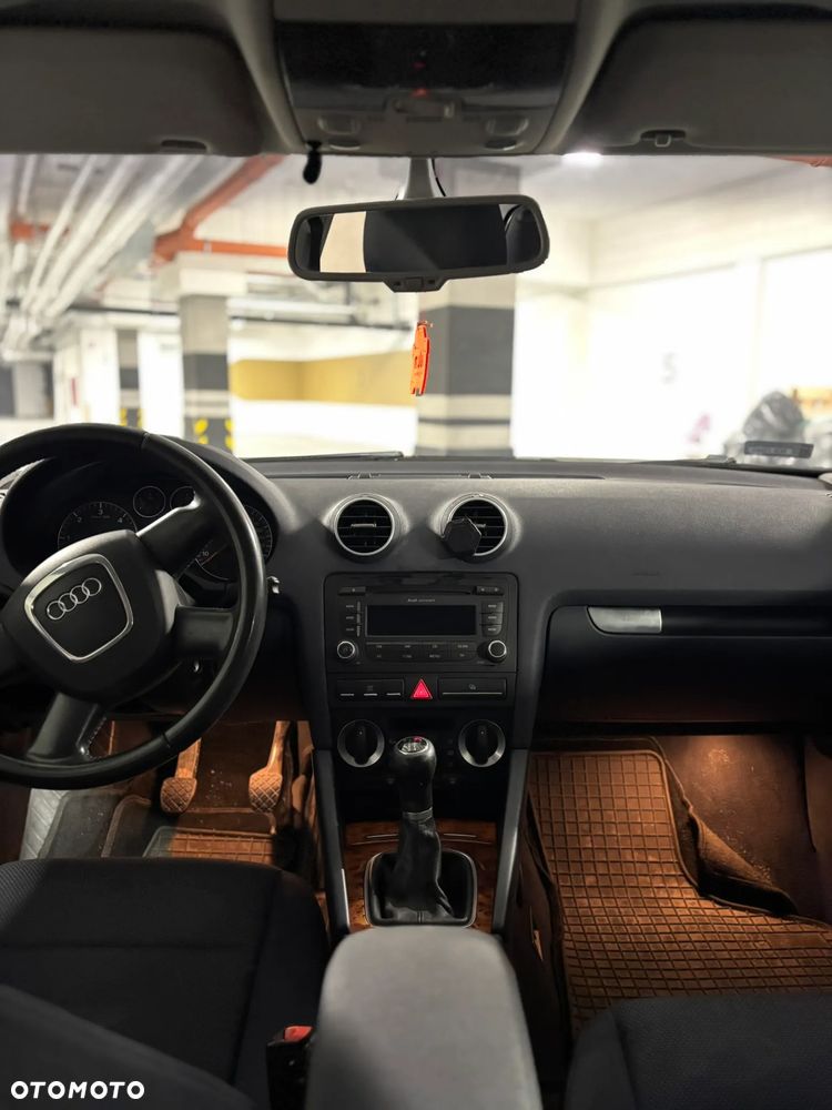 Audi A3 Sportback 1.9 TDI DPF Attraction - 5