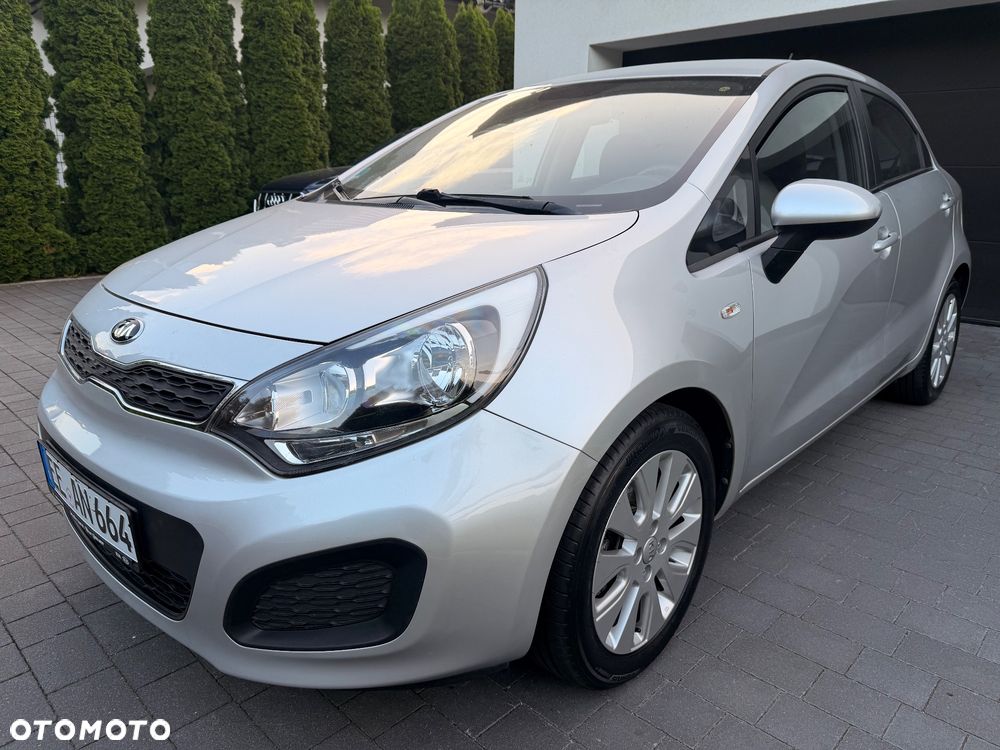 Kia Rio 1.2 Attract - 3