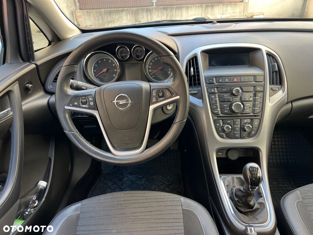 Opel Astra 1.4 T Business S&S - 17