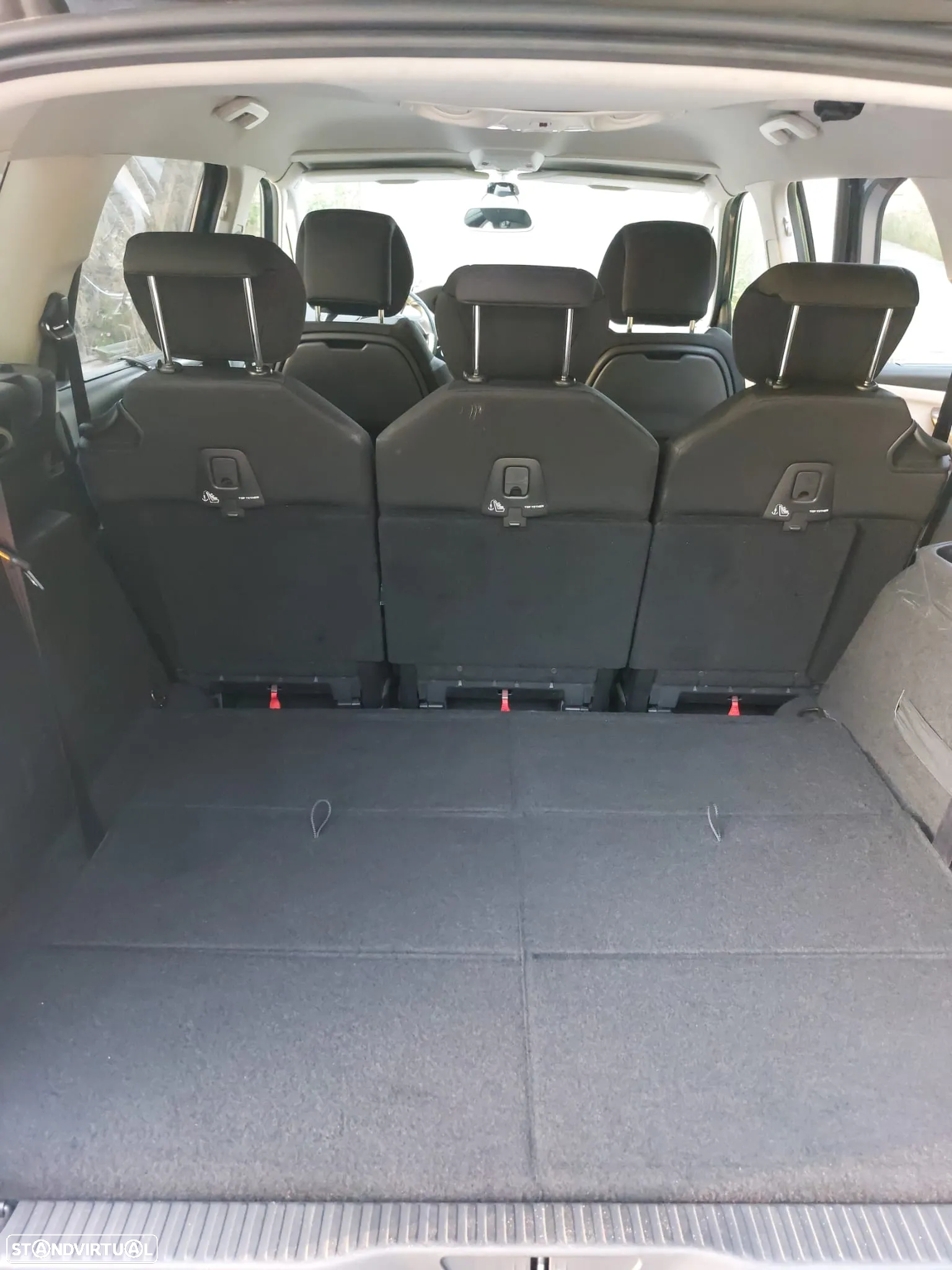 Citroën C4 Grand Picasso 2.0 HDi FAP EGS6 (7L) Exclusive - 14