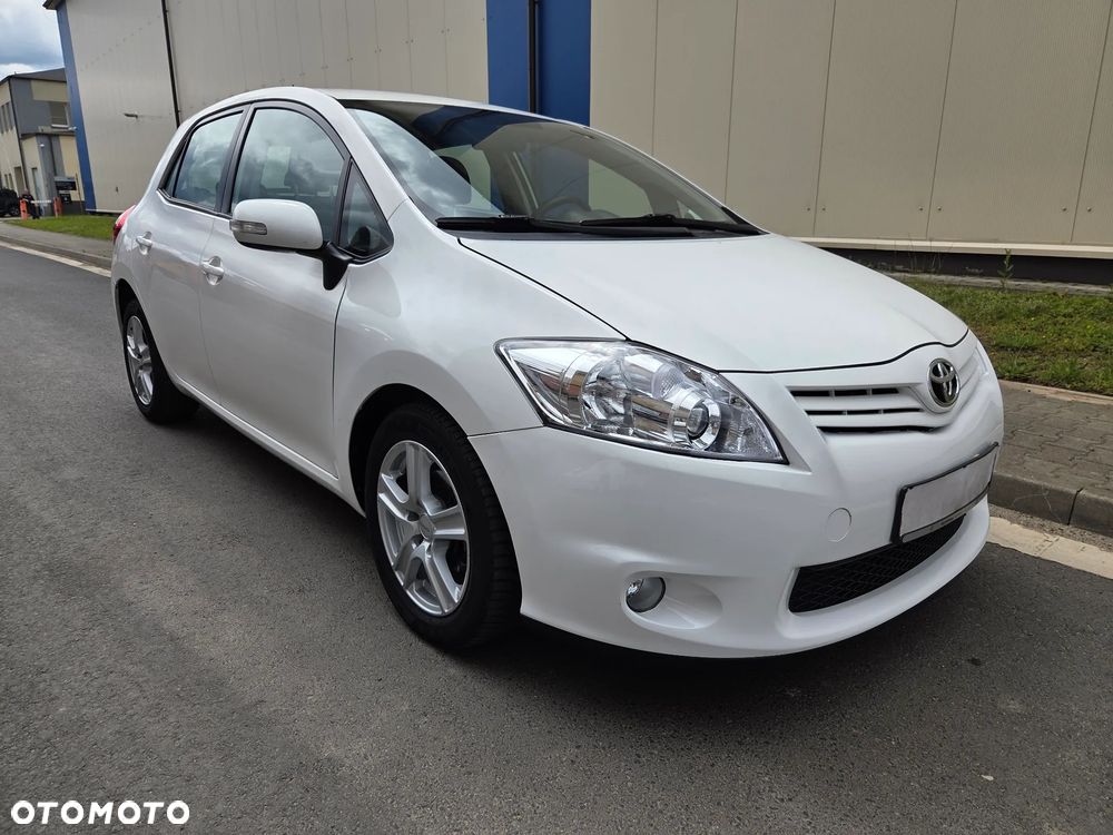 Toyota Auris 1.6 Dynamic - 8