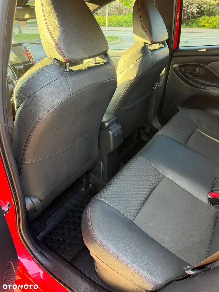 Toyota Yaris Hybrid 1.5 Premiere Edition - 5