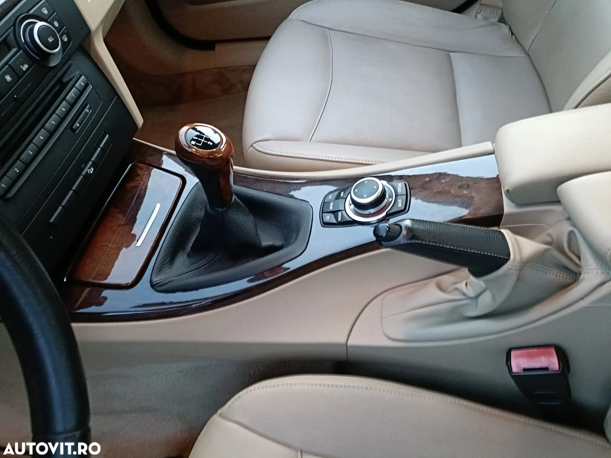 BMW Seria 3 325i - 22