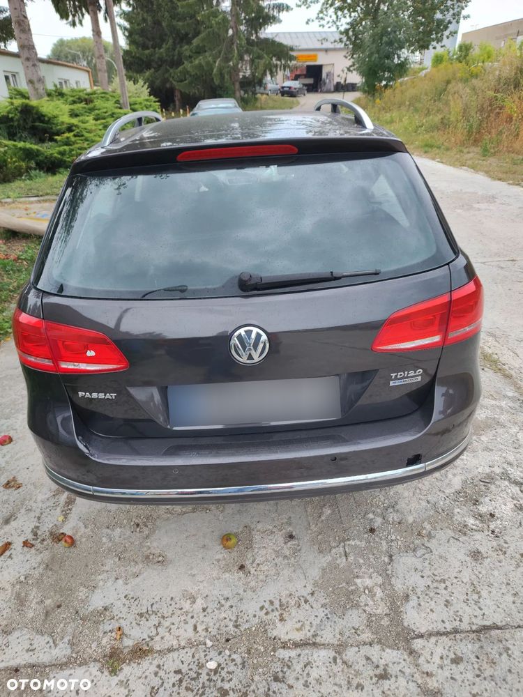 Volkswagen Passat 2.0 TDI DPF Comfortline - 4