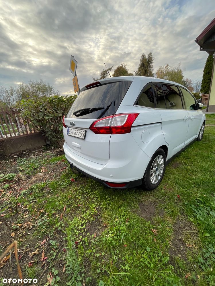 Ford Grand C-MAX - 3