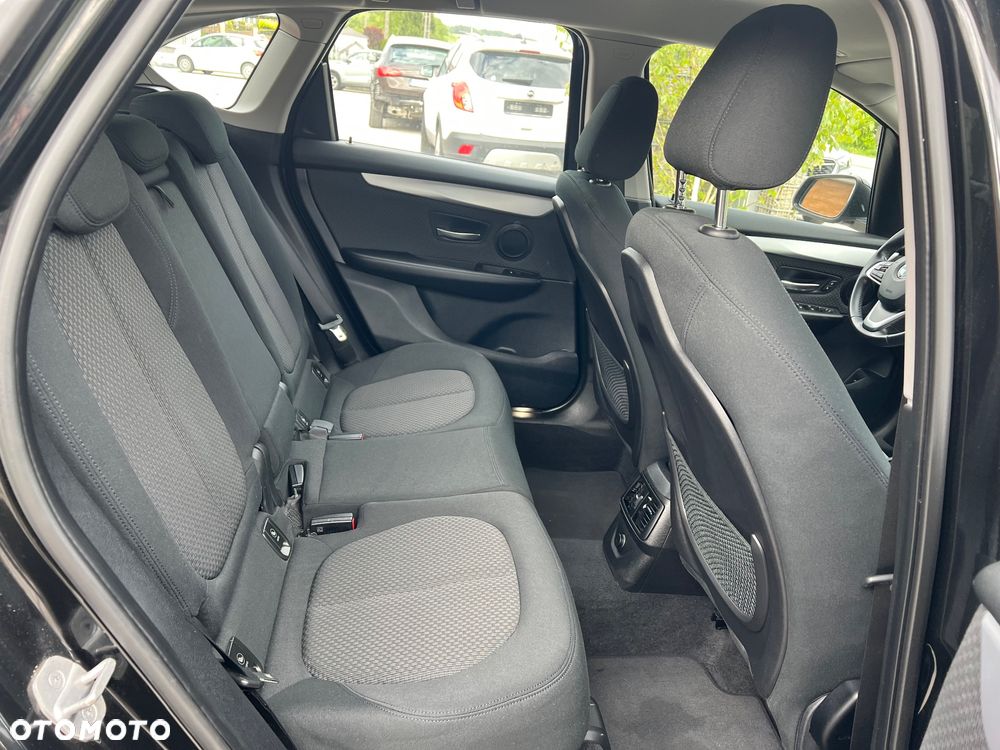 BMW Seria 2 220i GT Luxury Line - 25