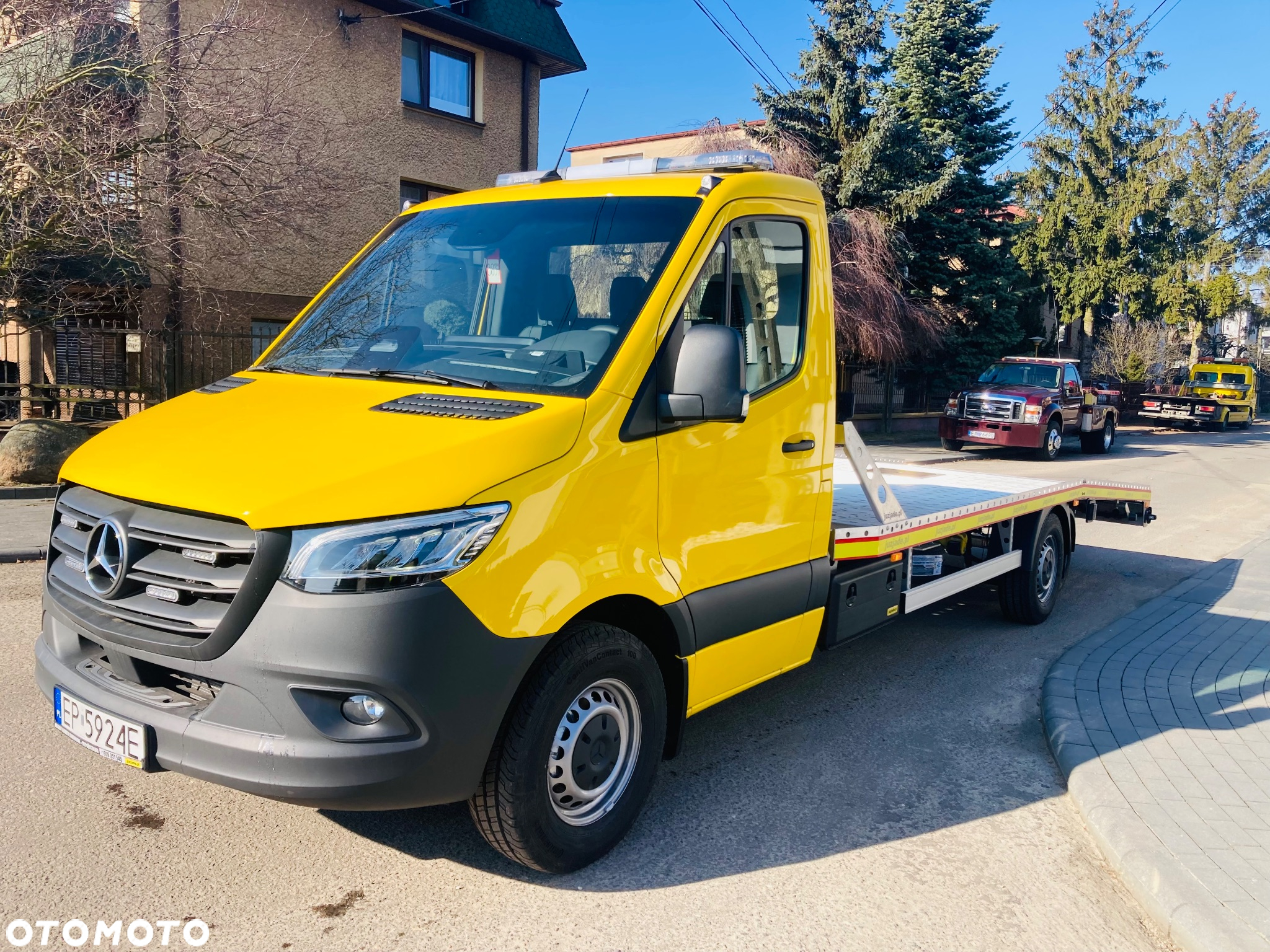 Mercedes-Benz Sprinter juzjade webasto 315 laweta pomoc drogowa model 2025 - 2