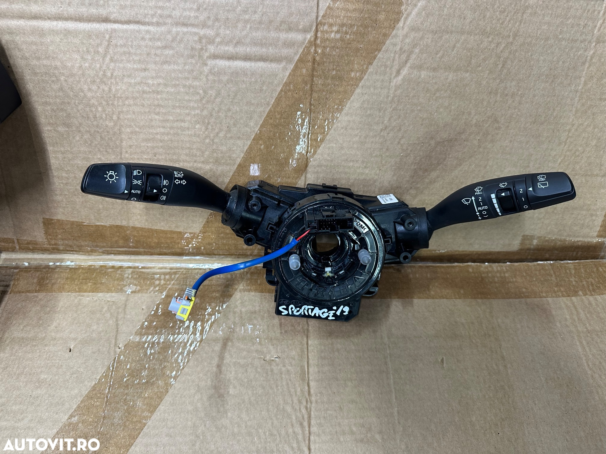 Manete, senzor unghi si folie volan KIA SPORTAGE an 2019 cod 93480-1Y000 - 2