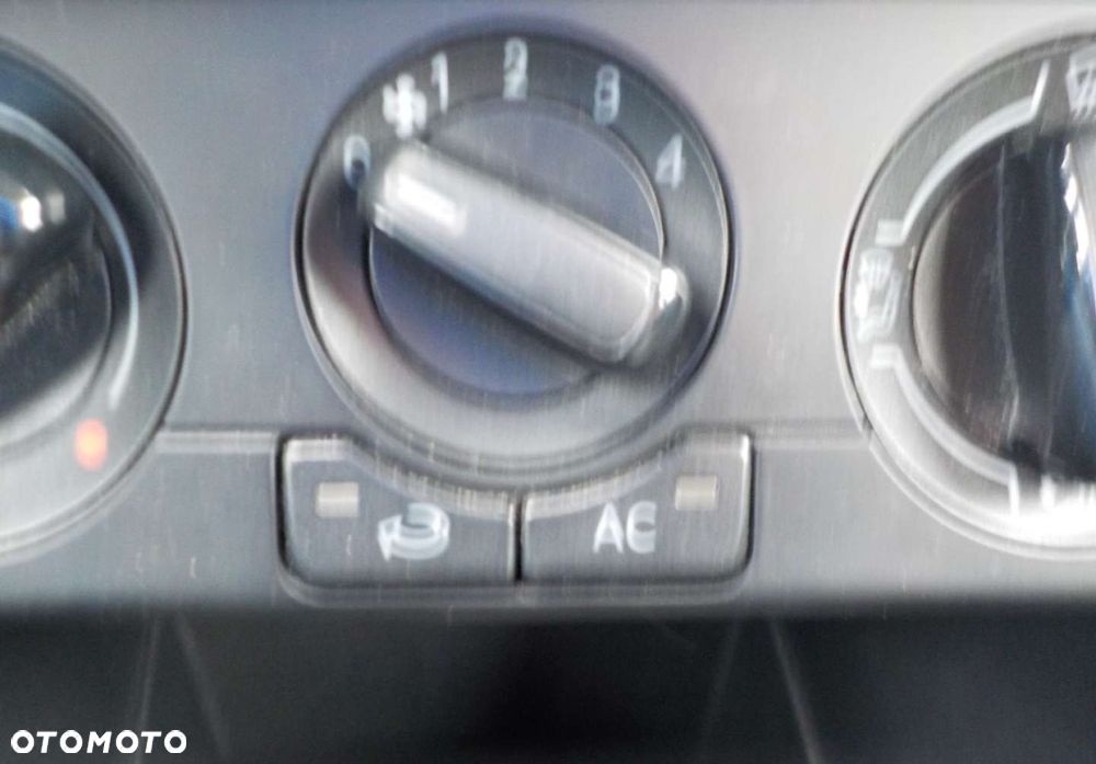 Volkswagen Polo - 27