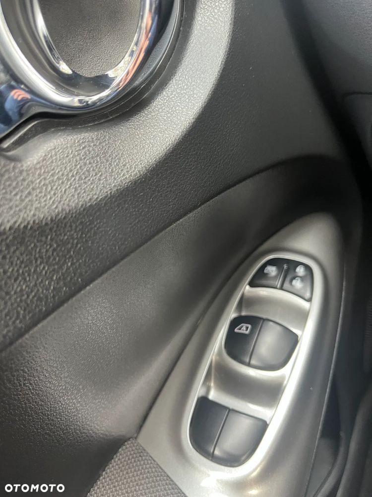 Nissan Juke 1.6 Acenta - 21