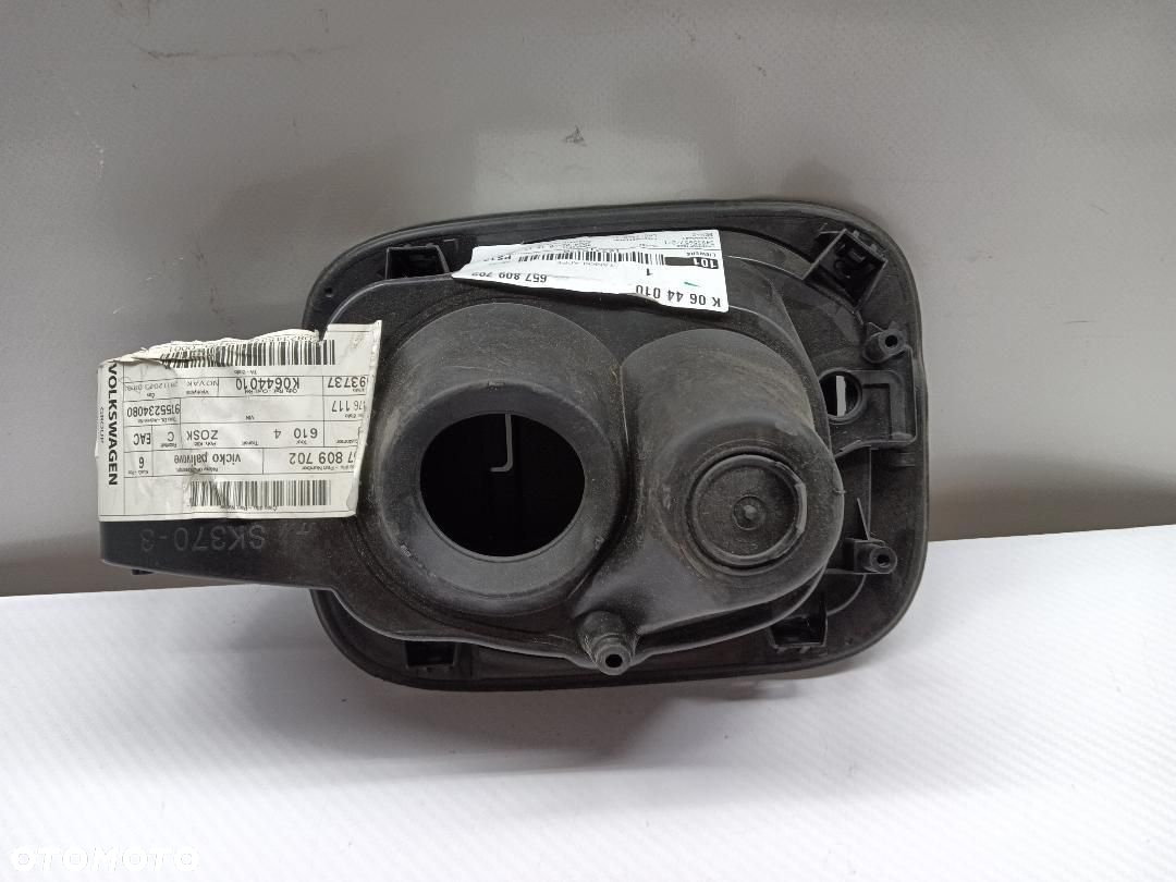 KLAPKA WLEWU PALIWA SKODA SCALA 657809792 - 4