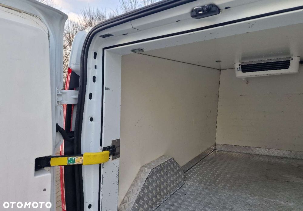 Ford Transit Custom - 29
