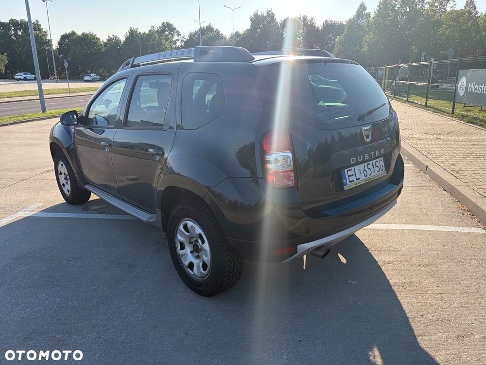 Dacia Duster 1.6 Laureate 4x4 - 6
