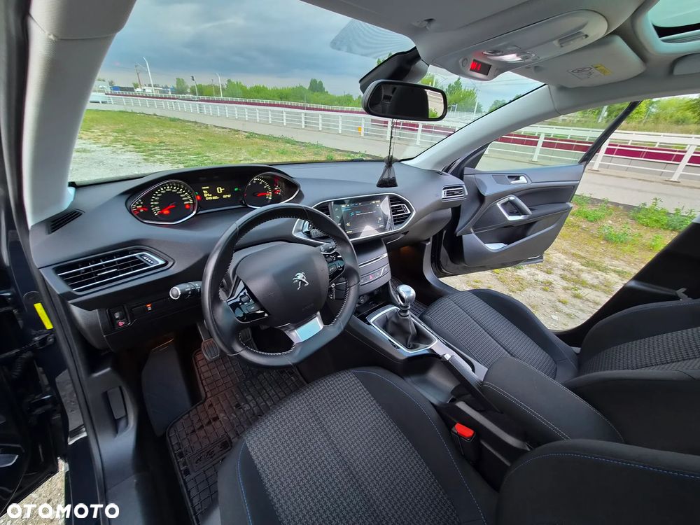 Peugeot 308 PureTech 110 Stop & Start Style - 9