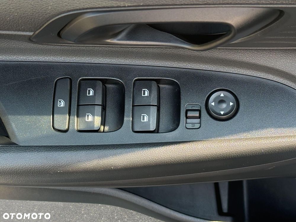 Hyundai i20 - 11