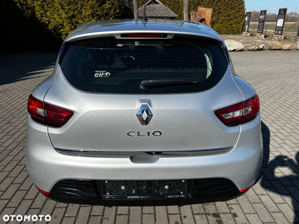 Renault Clio 1.2 16V 75 Limited - 7