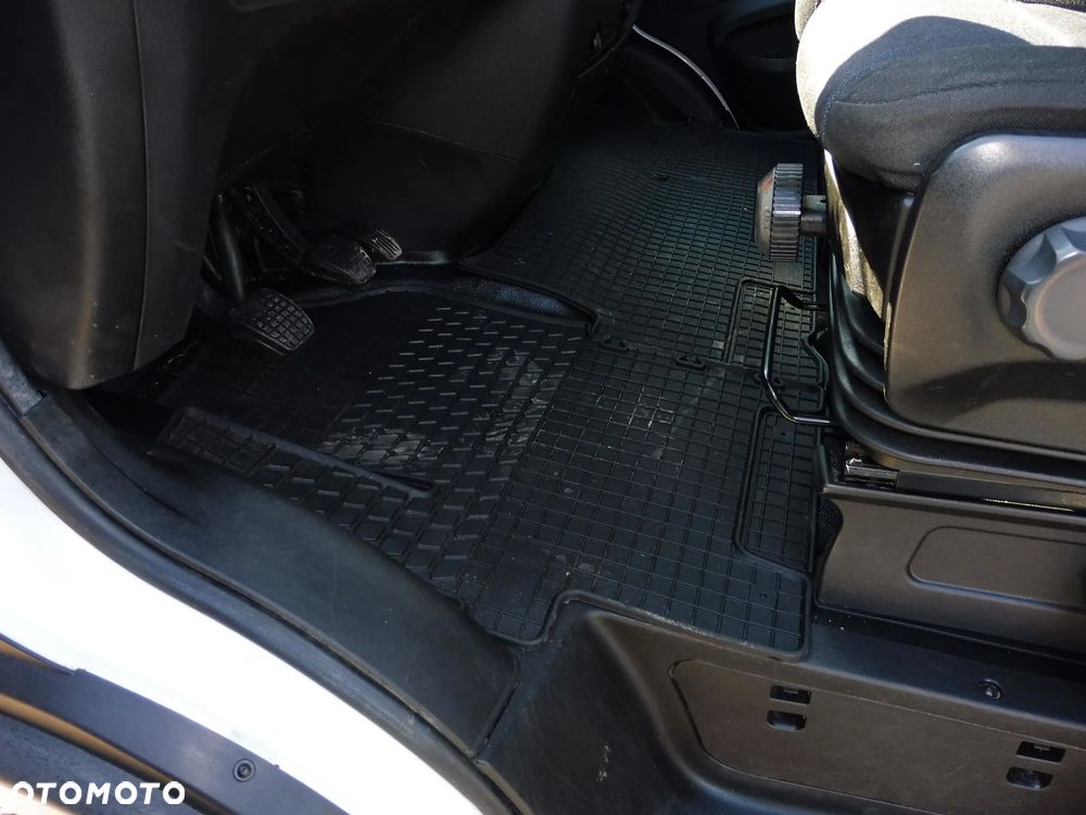 Iveco Daily 35C16 - 10