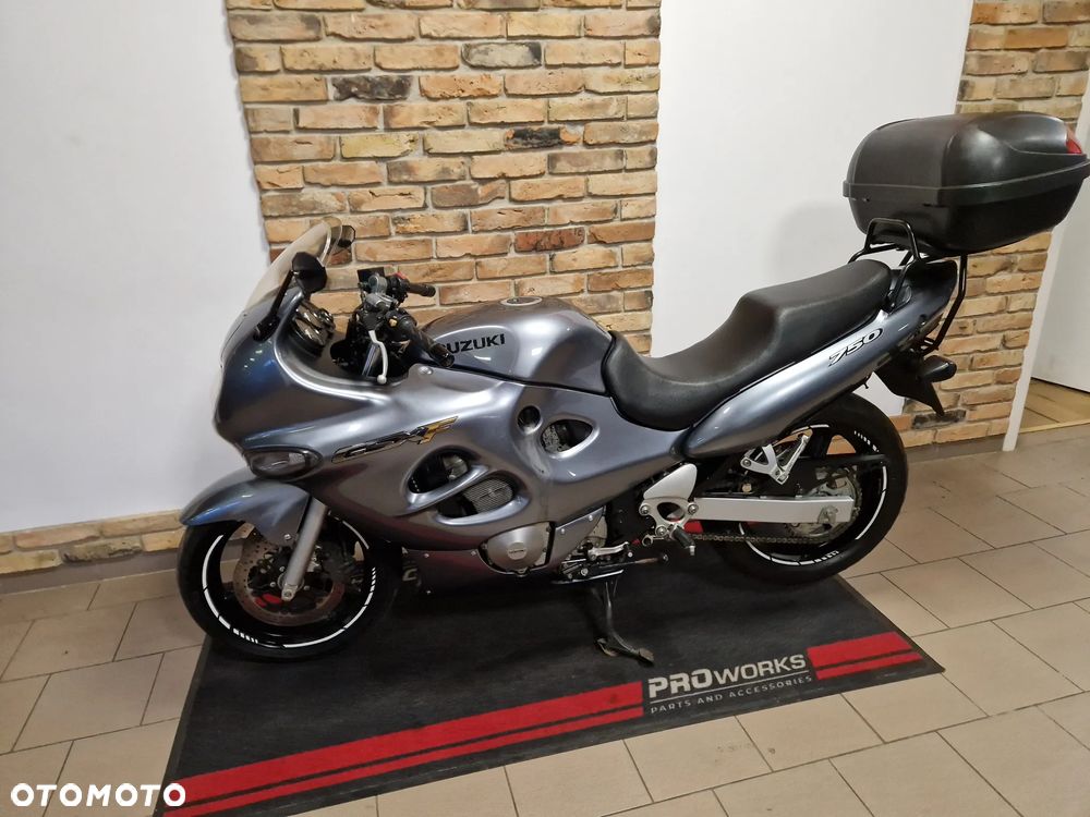 Suzuki GSX-F - Katana - 6