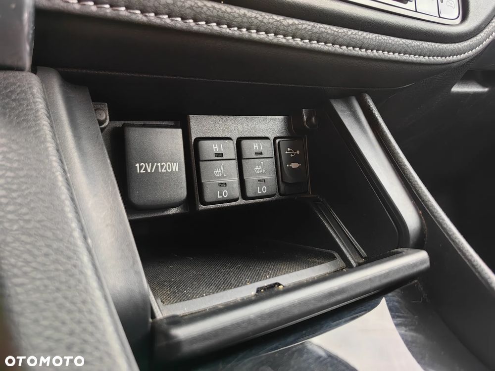 Toyota Auris 1.2 Turbo Edition S+ - 13