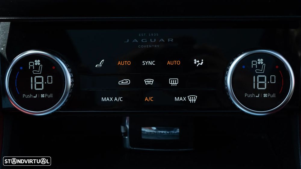 Jaguar F-Pace P400e AWD R-Dynamic HSE - 30