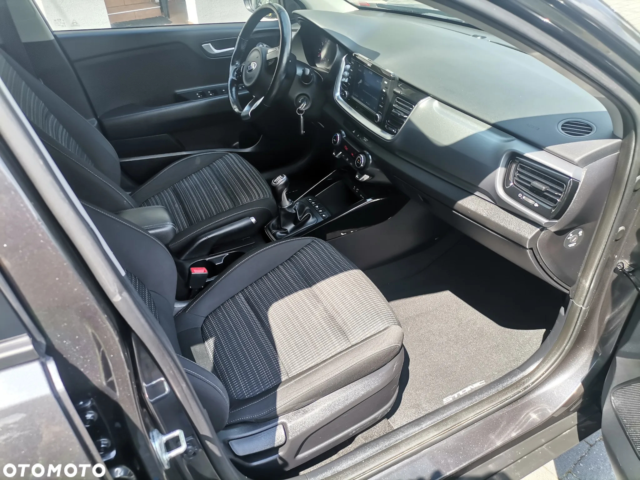 Kia Stonic - 5