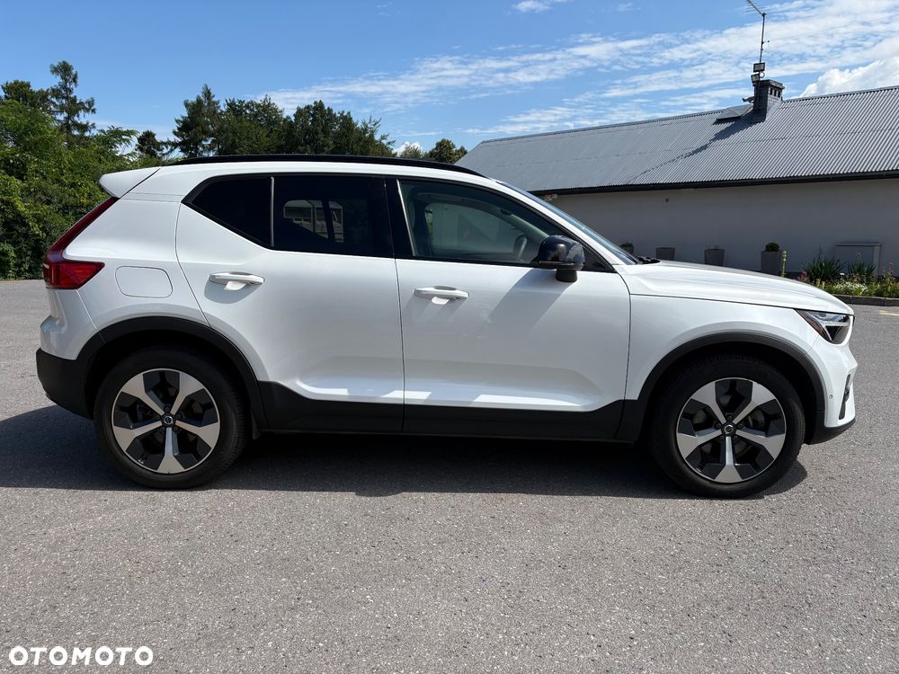 Volvo XC 40 B5 AWD Ultimate Dark - 8