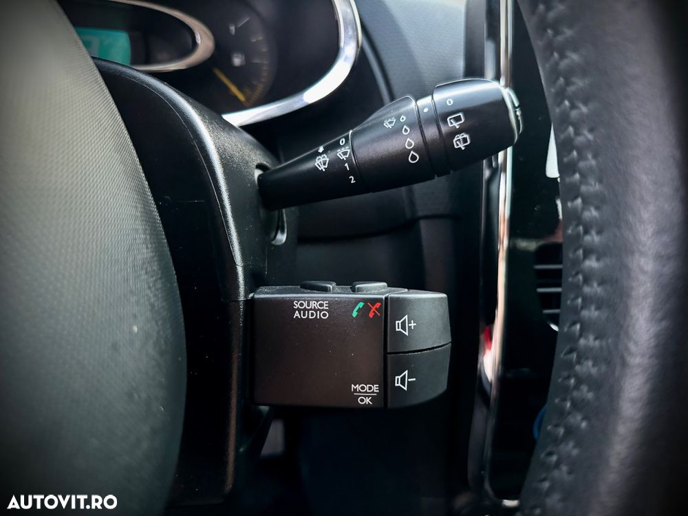 Renault Clio ENERGY TCe 90 Start & Stop LIMITED - 29