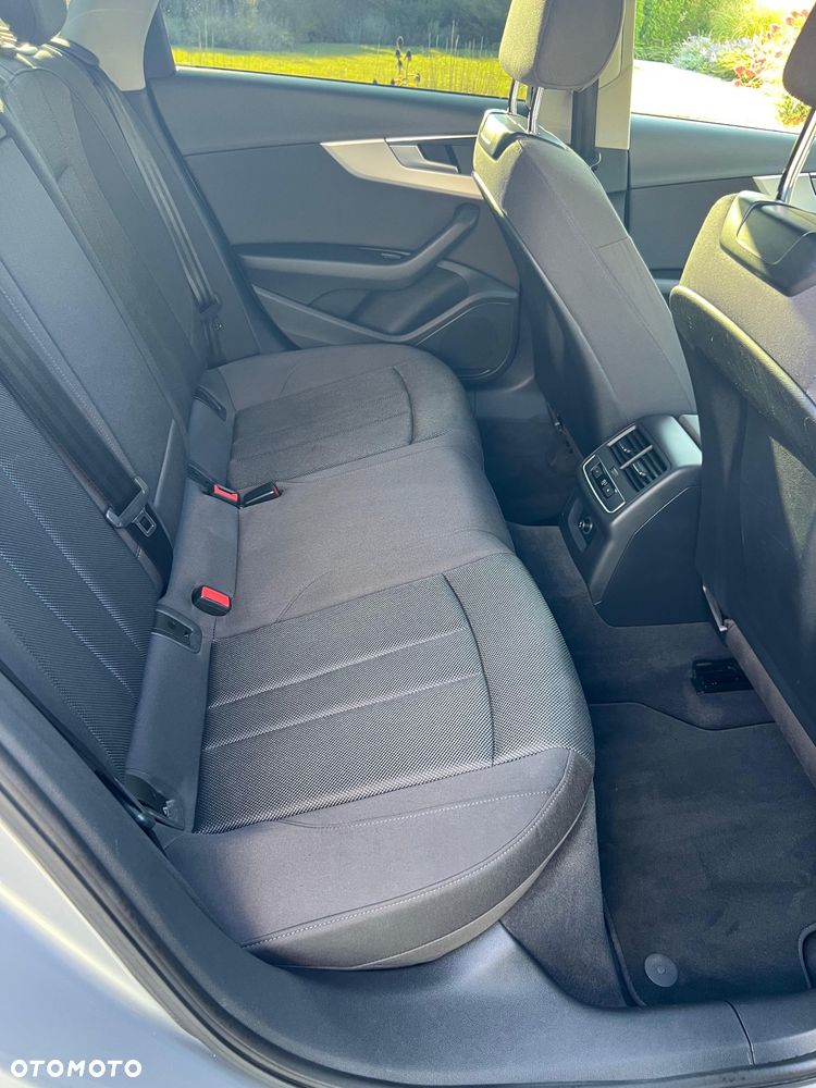 Audi A4 Avant 2.0 TDI S tronic - 14