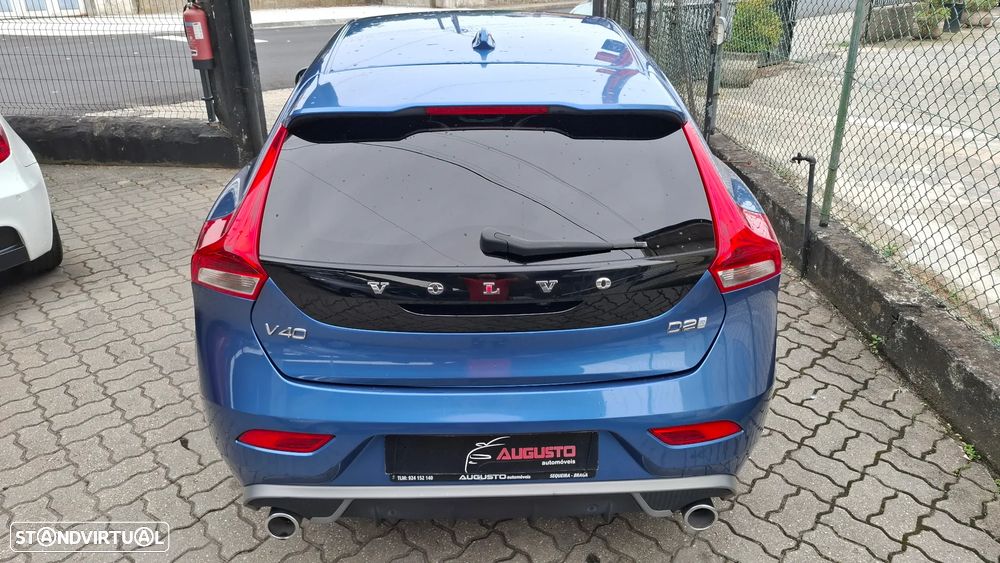 Volvo V40 2.0 D2 R-Design - 13