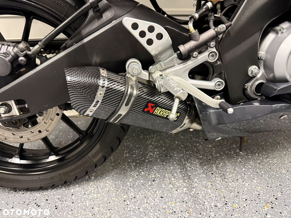 Yamaha R125 - 6