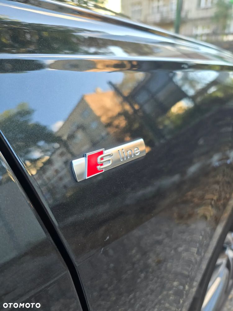 Audi A6 Avant 55 TFSI e quattro S tronic S line - 25