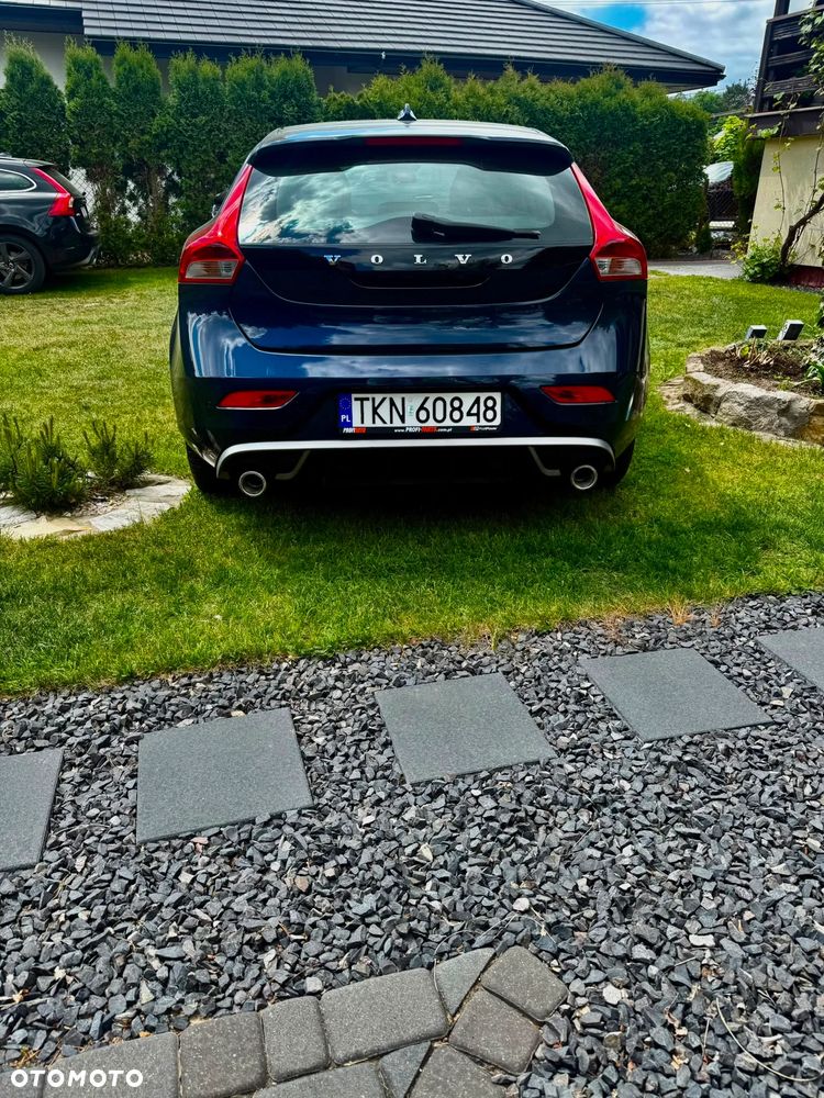 Volvo V40 D2 R-Design - 7