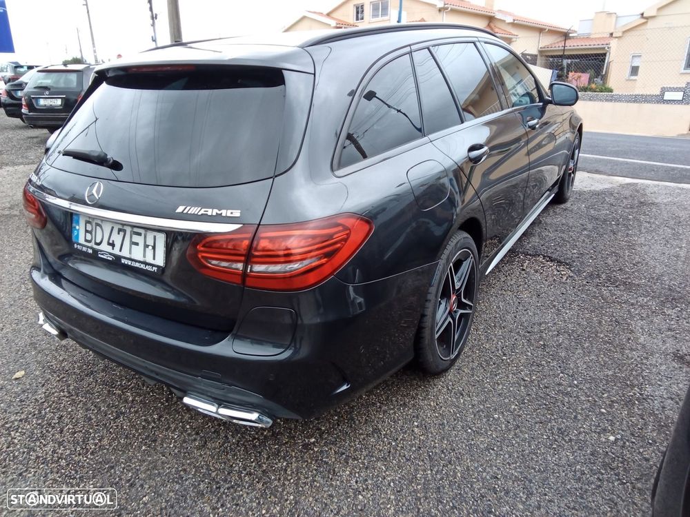 Mercedes-Benz C 300 de AMG Line - 10