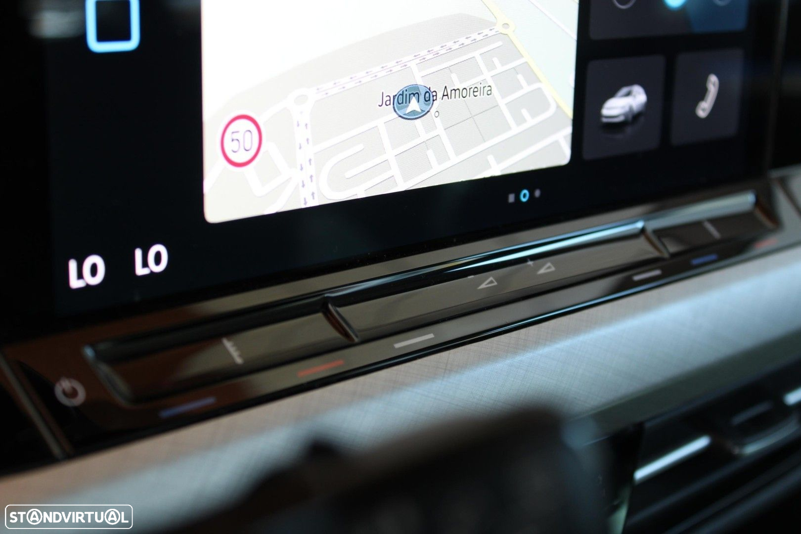 VW Golf Variant 1.5 eTSI Life DSG - 25