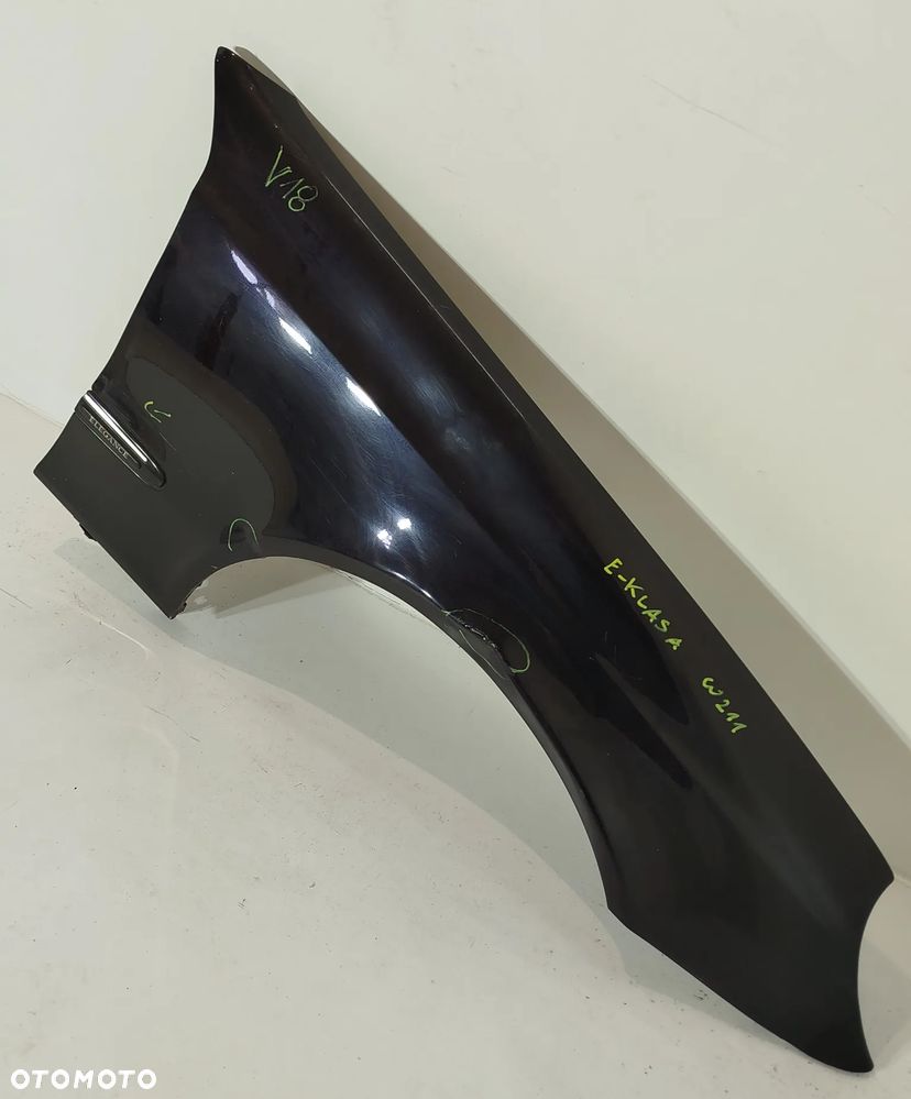 błotnik prawy przedni MERCEDES E-KLASA W211 - 2