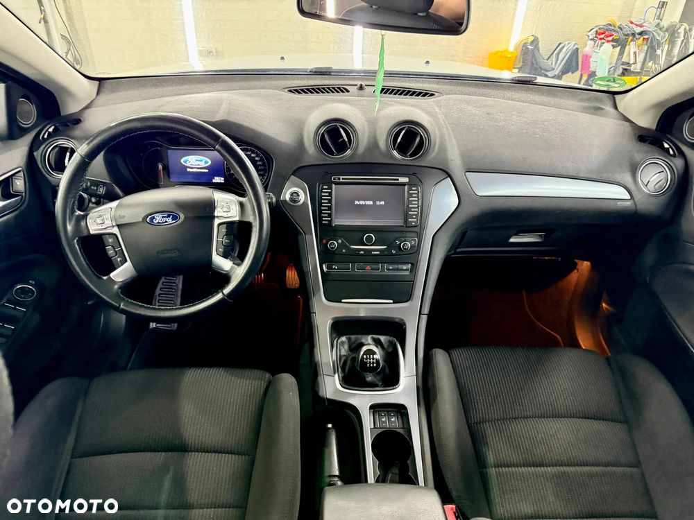 Ford Mondeo - 11