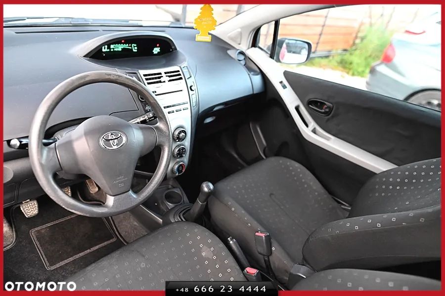 Toyota Yaris 1.3 VVT-i Luna - 19
