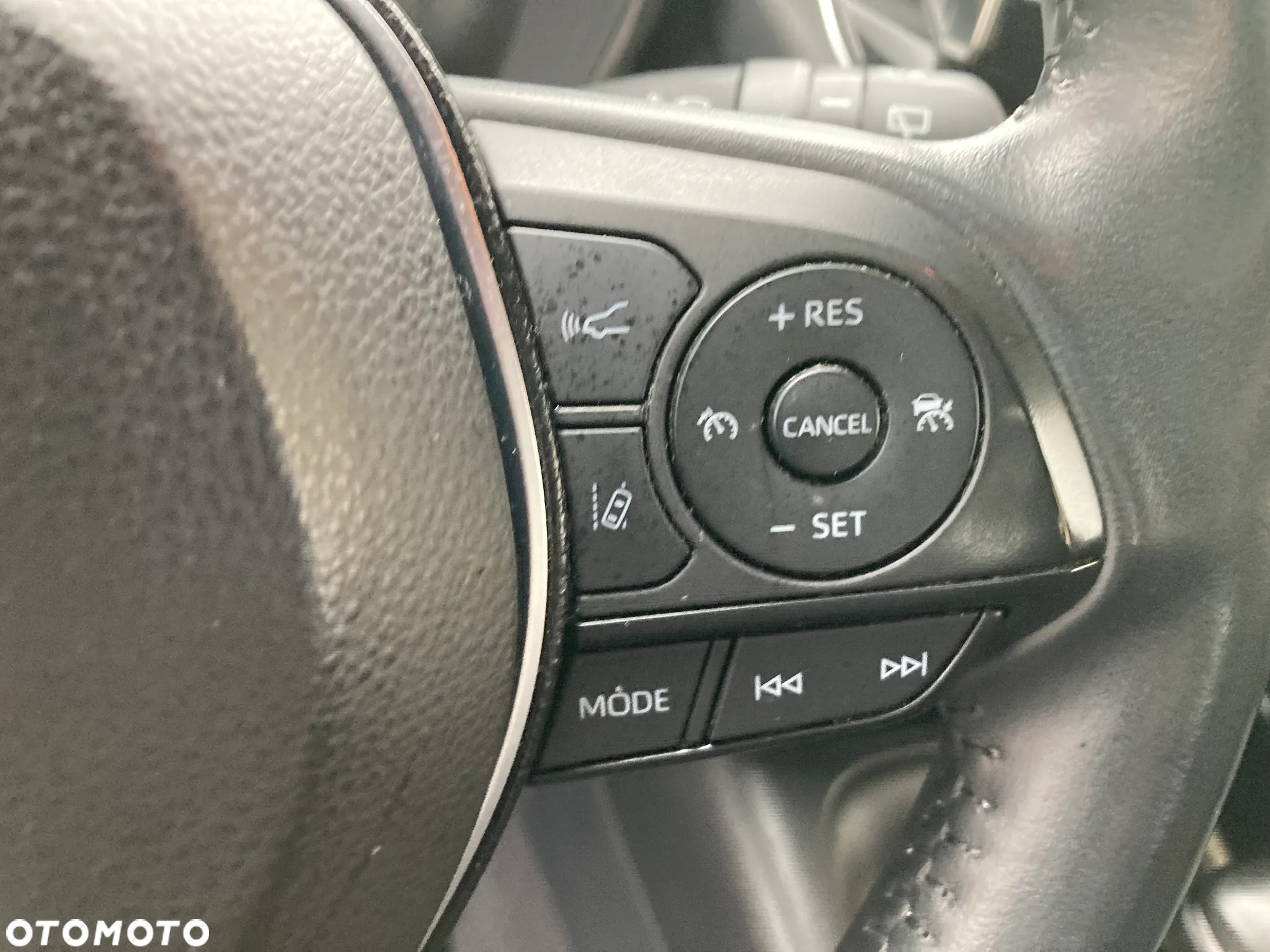 Toyota Corolla 1.8 Hybrid GPF Comfort - 13