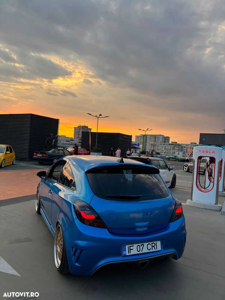 Opel Corsa 1.6 OPC - 11