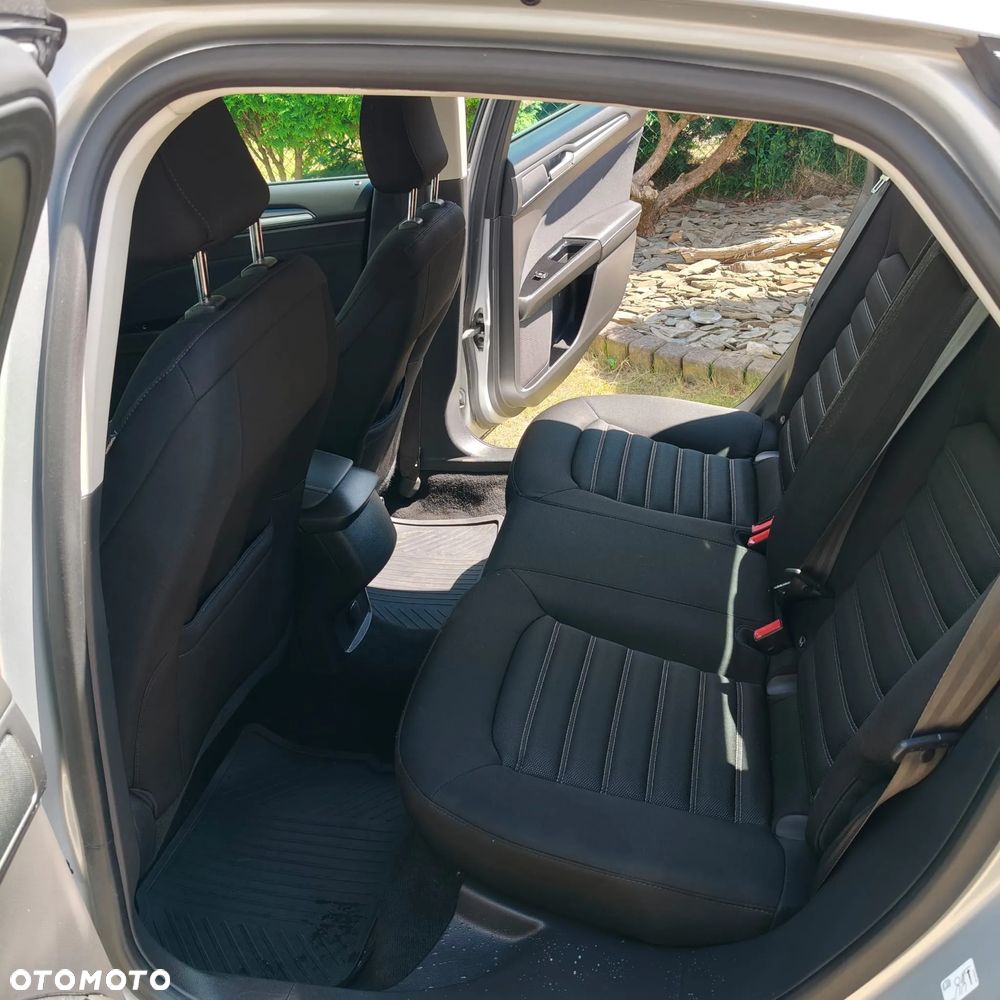 Ford Mondeo - 11