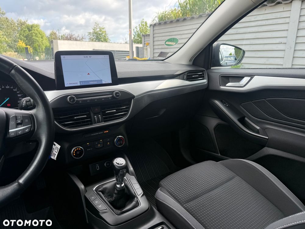 Ford Focus - 33