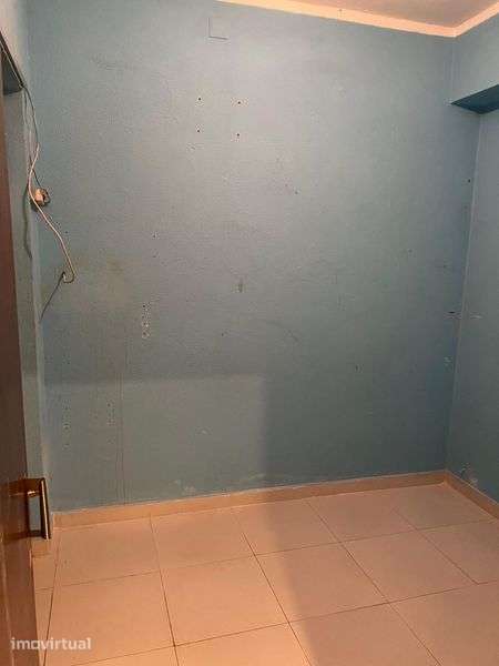 Alugo T0 na Reboleira - Grande imagem: 4/6