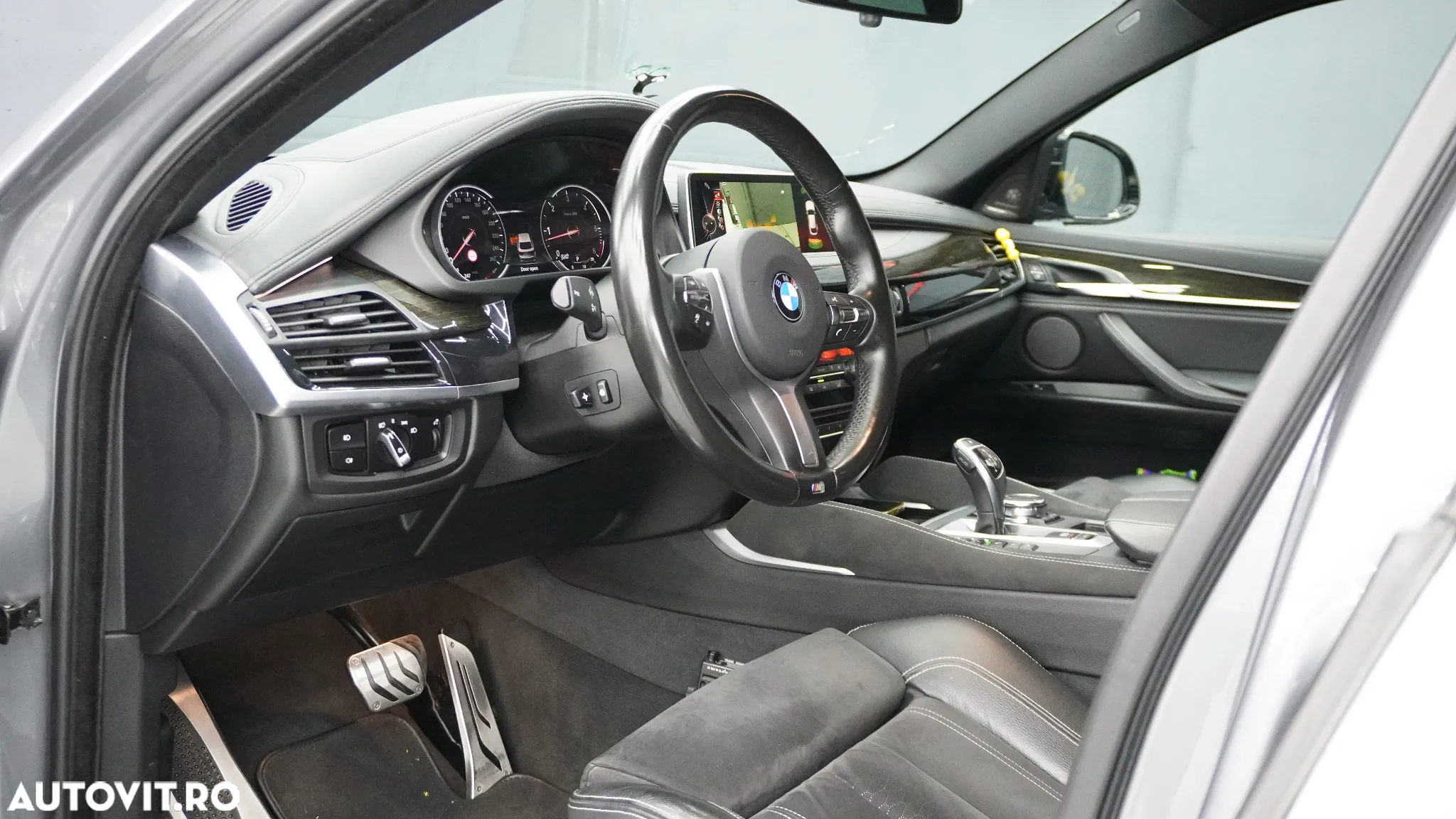 BMW X6 xDrive40d - 9