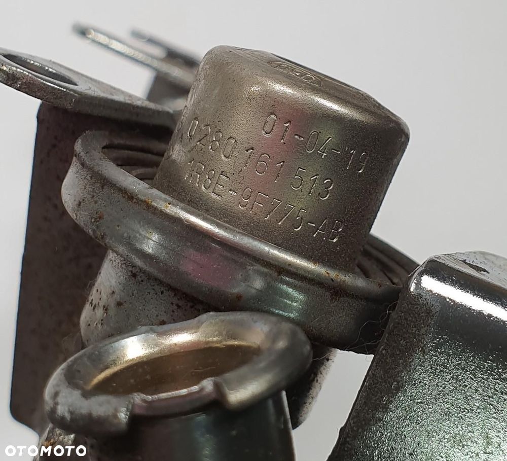 LISTWA WTRYSKOWA JAGUAR S-TYPE 3.0 1R8E-9F792-AC - 4