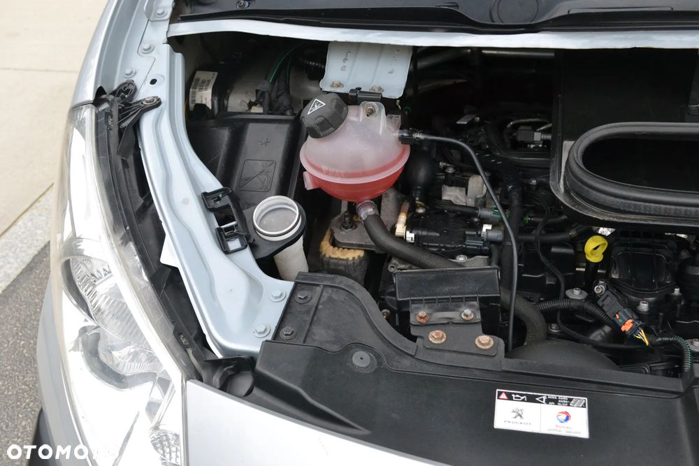 Peugeot Expert - 32