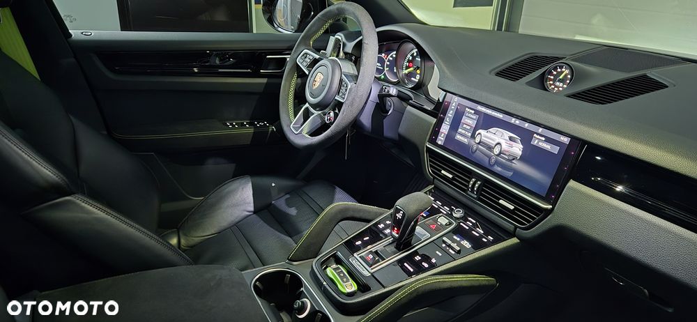 Porsche Cayenne E-Hybrid Tiptronic S - 2