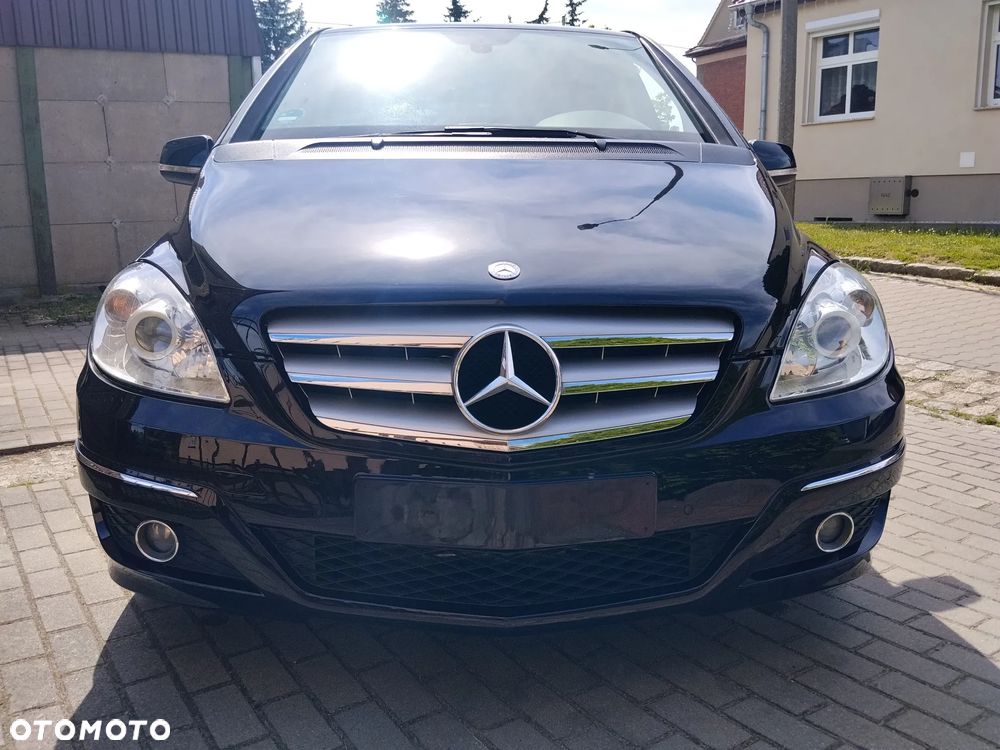 Mercedes-Benz Klasa B 200 Special Edition - 4