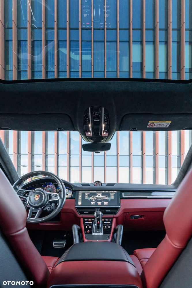 Porsche Cayenne - 10