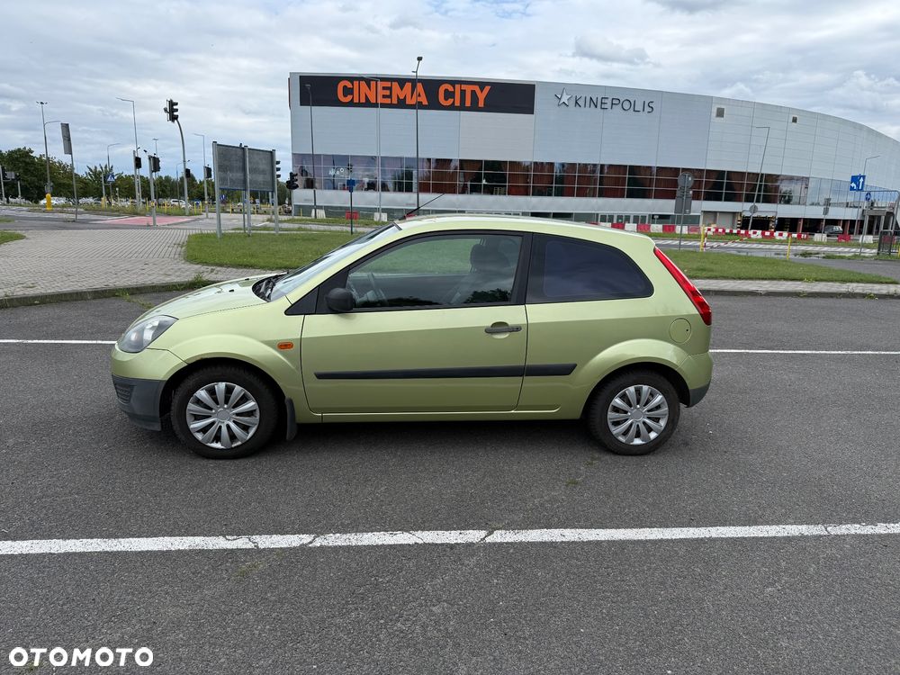 Ford Fiesta 1.3 - 6