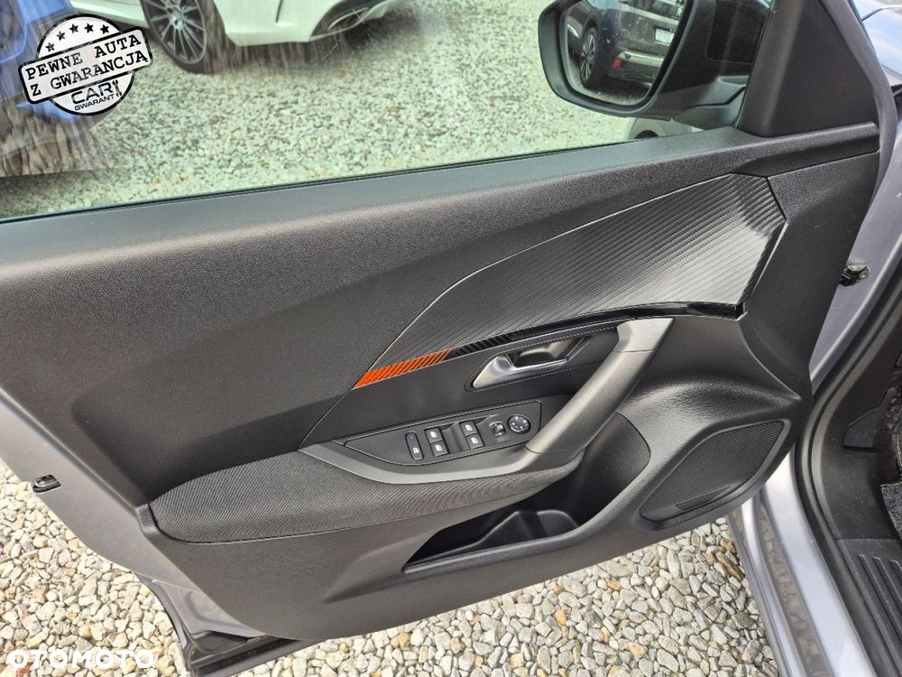 Peugeot 2008 - 9